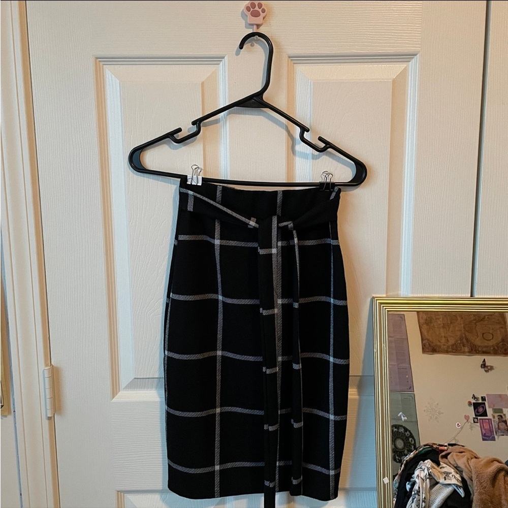 RAINBOW Black Plaid Print Pencil Skirt w/ Tie belt - S